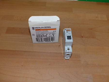 Merlin Gerin Multi9 C32H-DC C6A   20534