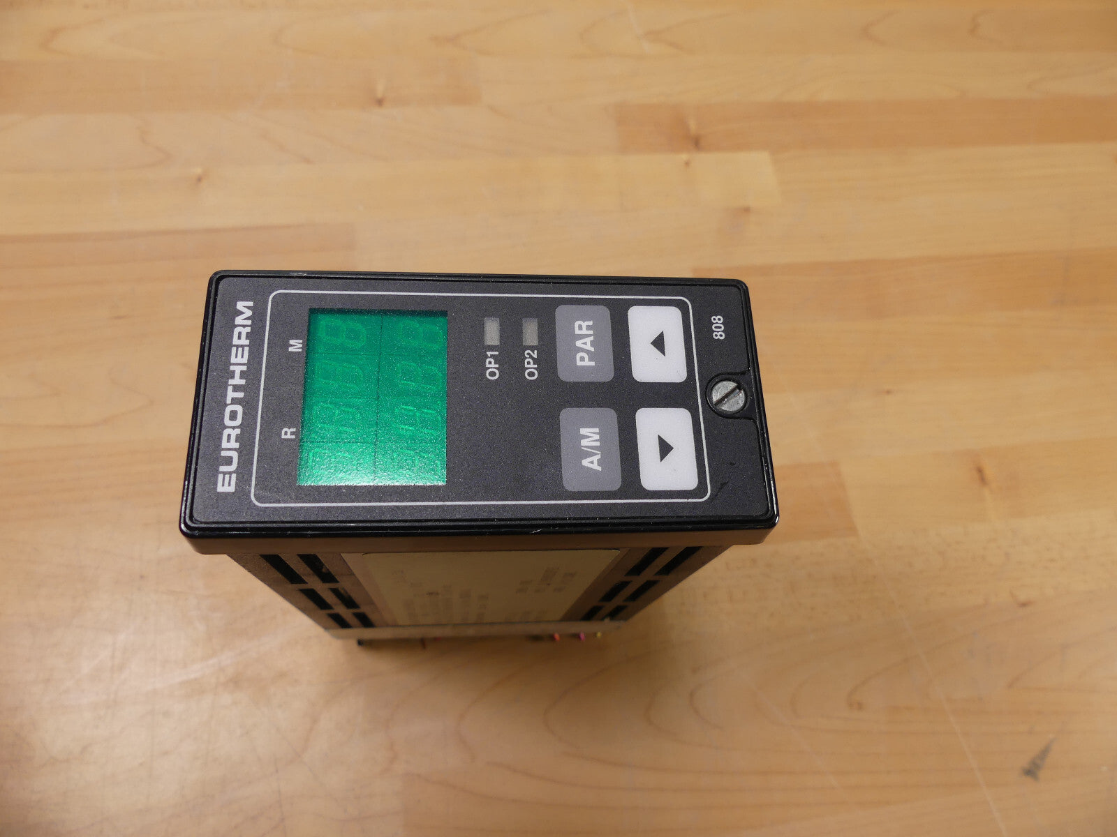 Eurotherm 808/D1/0/0/0/0/QPS Temperaturregler Regler Controller
