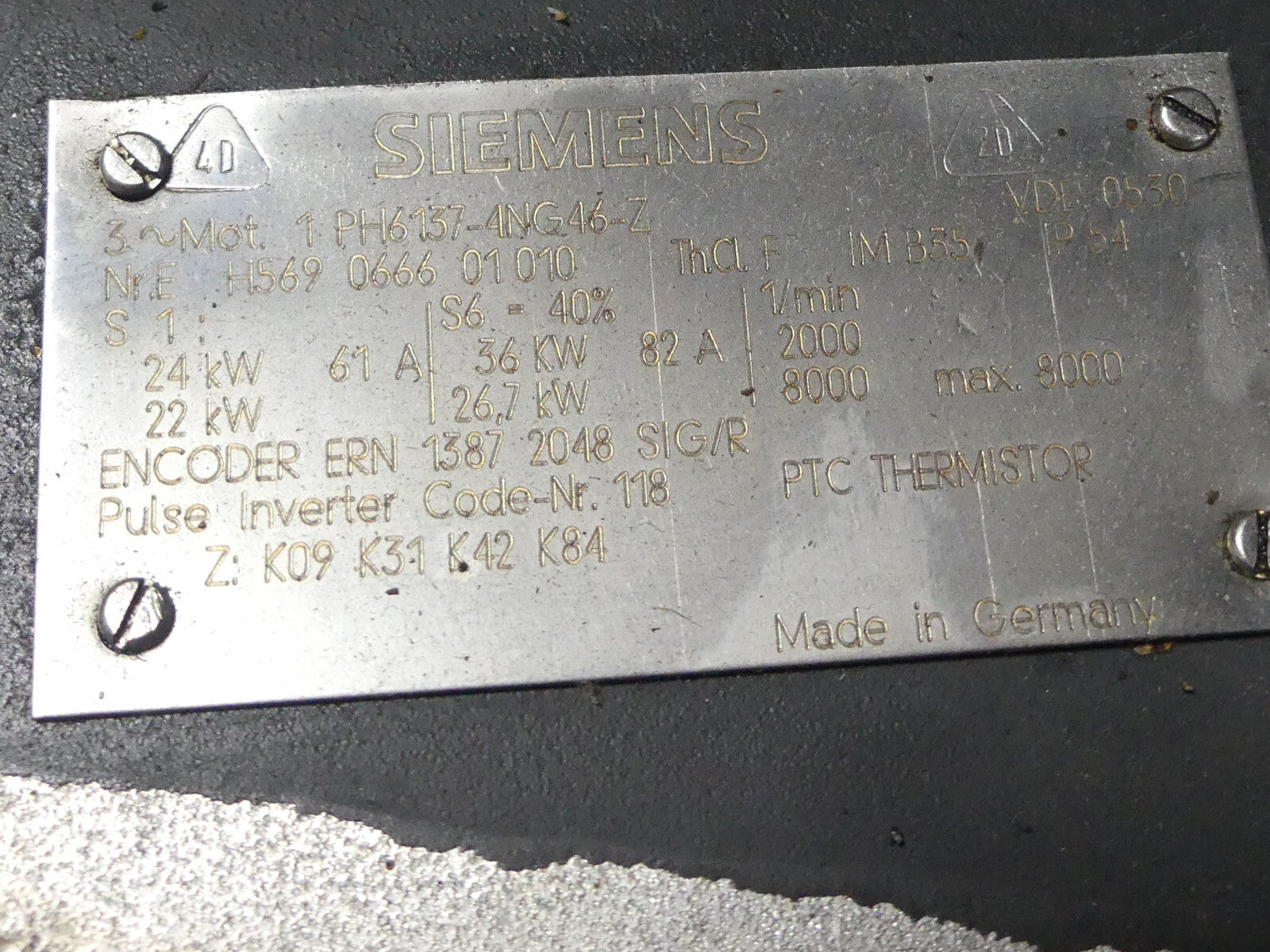 SIEMENS 1PH6137-4NG46-Z