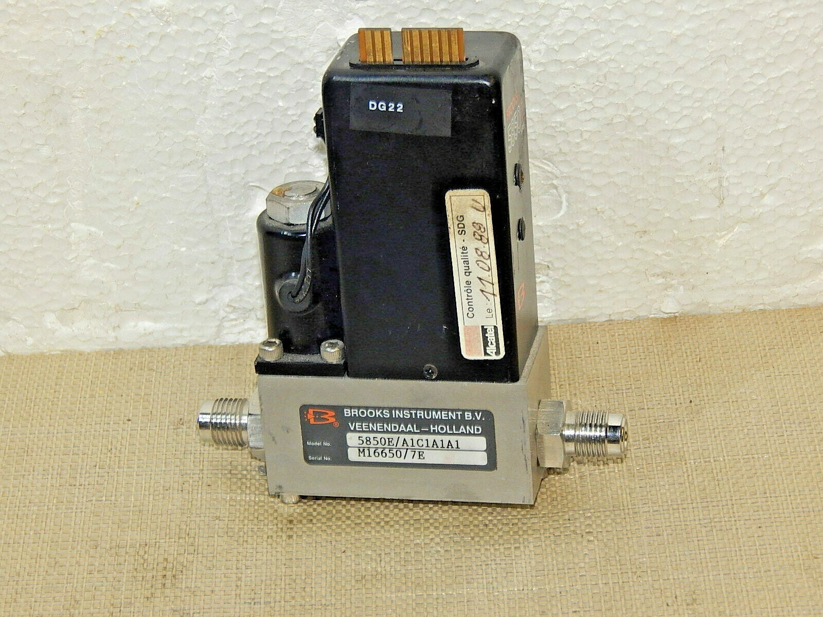 Brooks 5850E/A1C1A1A1 Serial No.M16650/7E  100bar used