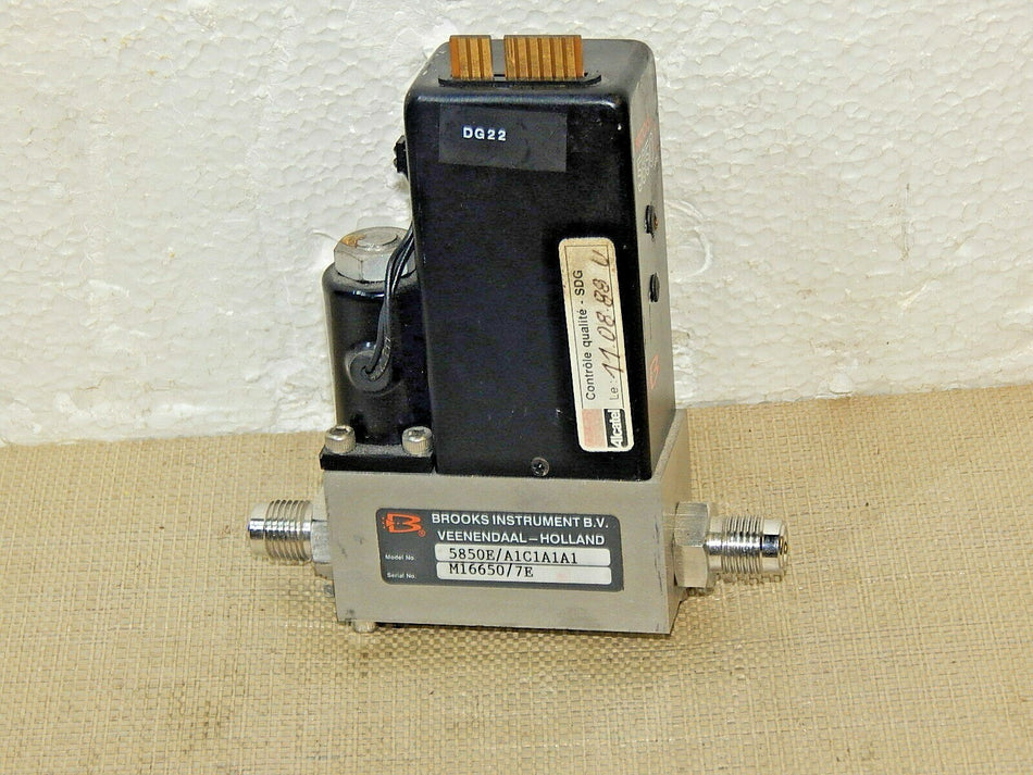 Brooks 5850E/A1C1A1A1 Serial No.M16650/7E  100bar used