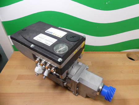 Lenze G50AH045MVCR2C00 Getriebemotor mit E84DGDVB37142PS