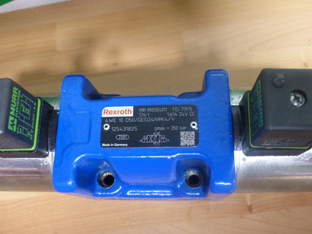  Rexroth 4WE 10 D50/0EG24N9K4/V Hydraulikventil s.Bilder