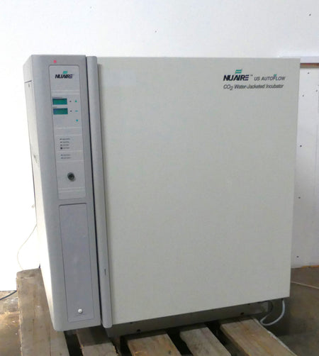Nuaire NU-4500E CO2 Water-Jacketed Incubator