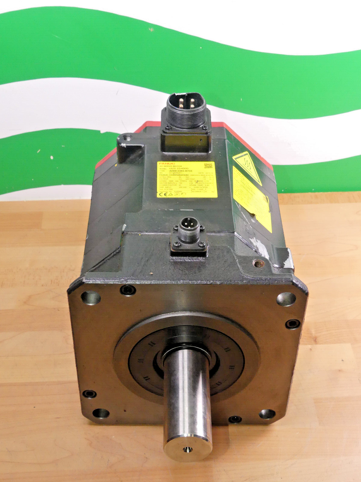 Fanuc AC Servo Motor ais 22/4000 A06B-0265-B705 Leicht beschägit s.Bilder