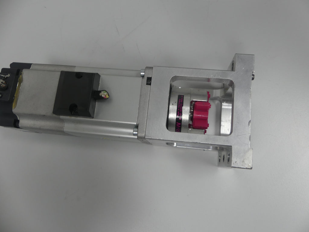 Rexroth MSM031C-0300-NN-M0-CH1 leicht beschädigt. S. Bilder