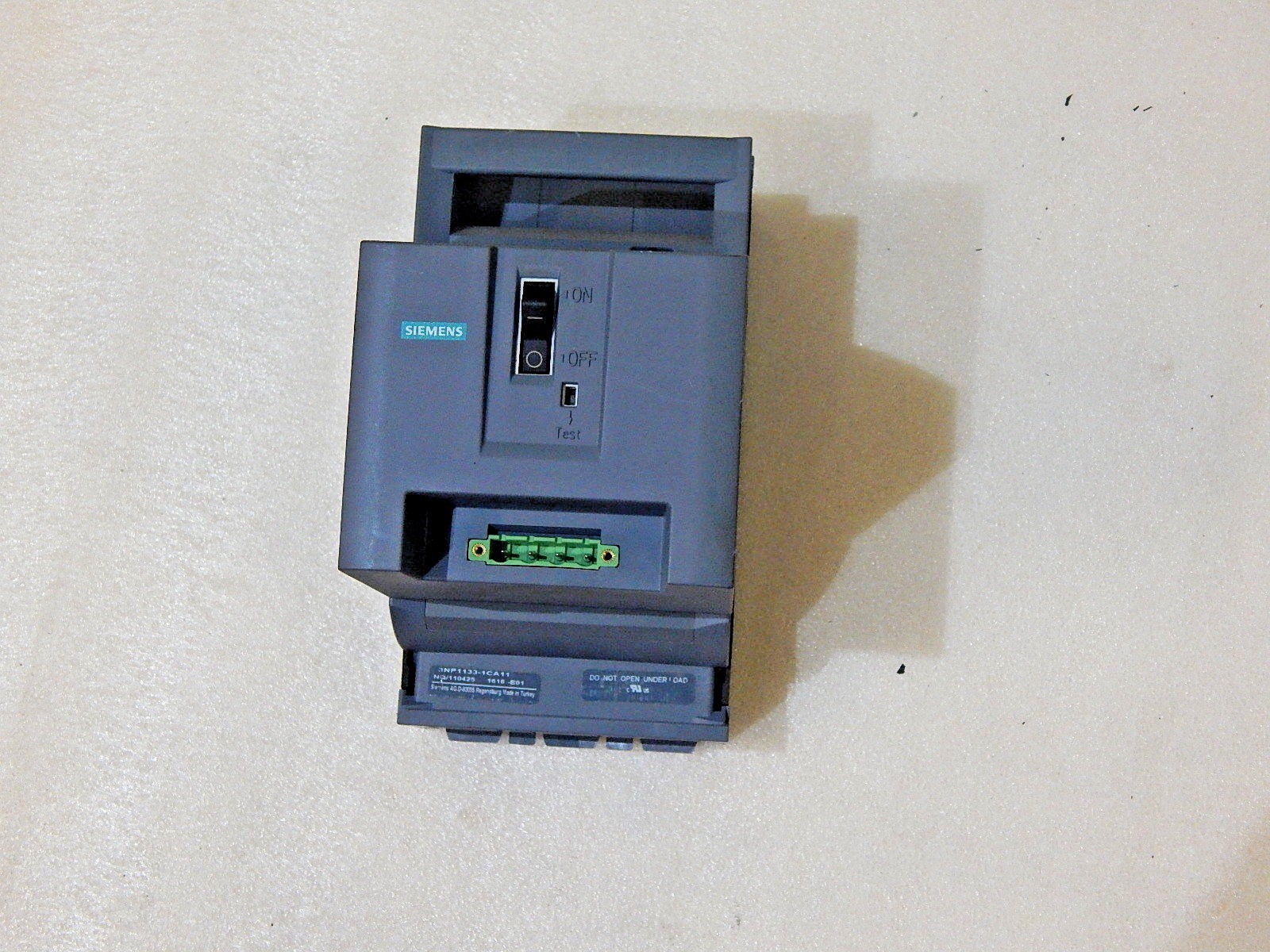 Siemens Sicherungs-Lasttrennschalter  3NP1133-1CA11