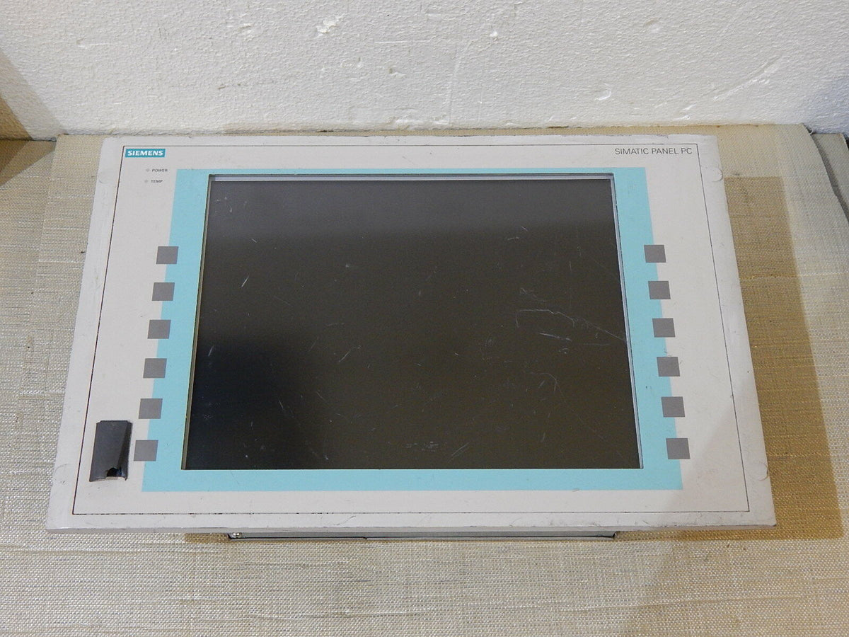 Siemens  Simatic Panel PC 677 // 6AV7462-0AC30-0BK0  leicht gekratz s.Bilder