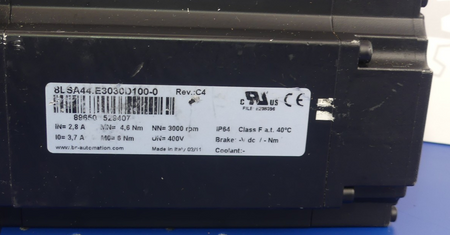 B&R 8LSA44.E3030D100-0  Servomotor