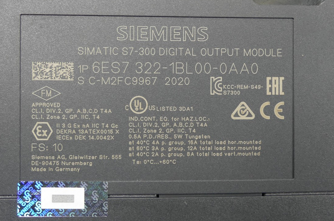 SIEMENS SIMATIC S7-300 DIGITALOUTPUT  6ES7322-1BL00-0AA0