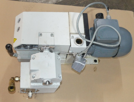 LEYBOLD VACUUM PUMP D25B + AR16-25