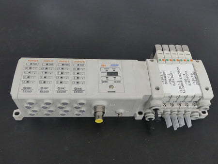 SMC SI Unit EX250 - SPR1 ProfiBus EX250SPR1+4XEX250-1E3+VQC1-QQ162 s.Bilder