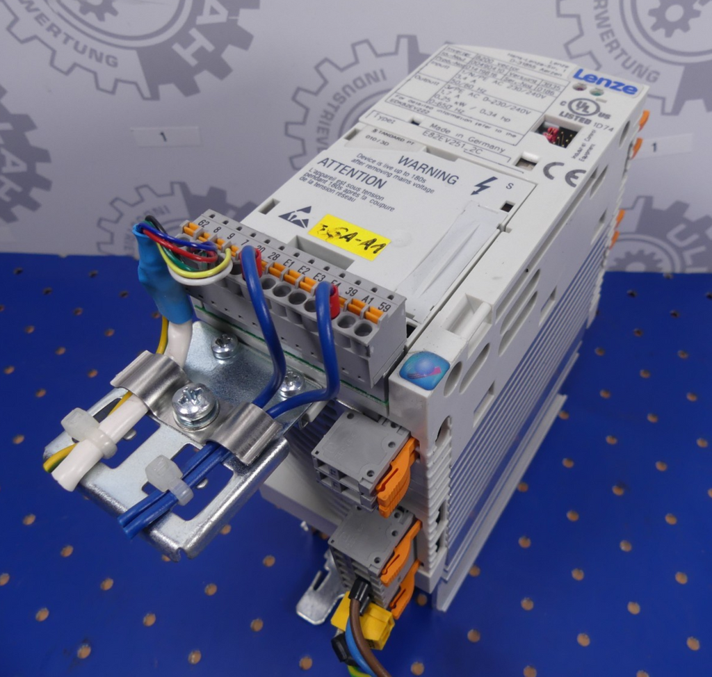 LENZE E82 EV251_2C Inverter 8200 Vector