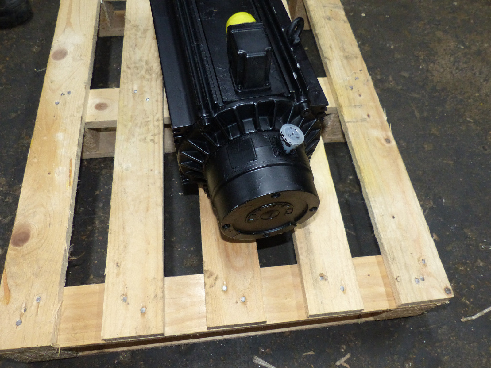 Rexroth MAC112D-0-HD-2-C/180-B-1/S003