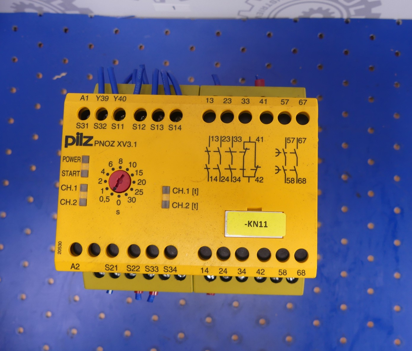 PILZ PNOZ XV3.1  774530