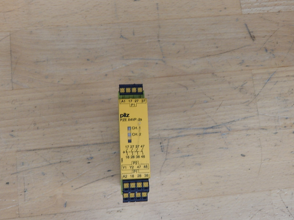 Pilz PZE X4VP C 2/24VDC  4n/o fix  