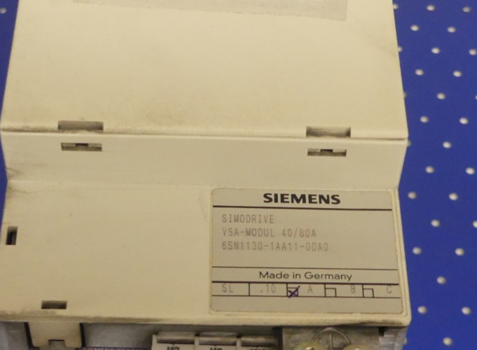 SIEMENS 6SN1130-1AA11-0DA0