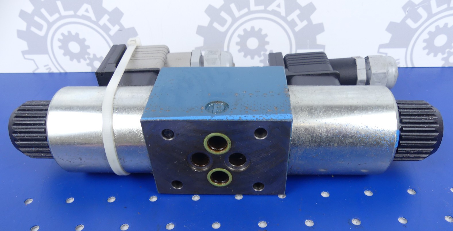 Bosch Wegeventil 0 810 091 240 081WV06P1V1018WS024