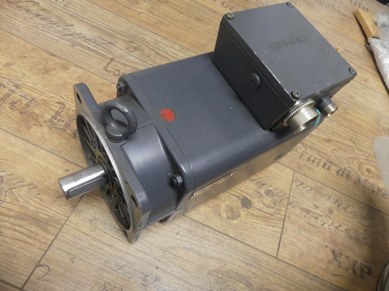 siemens 1ft5102-0af01-2