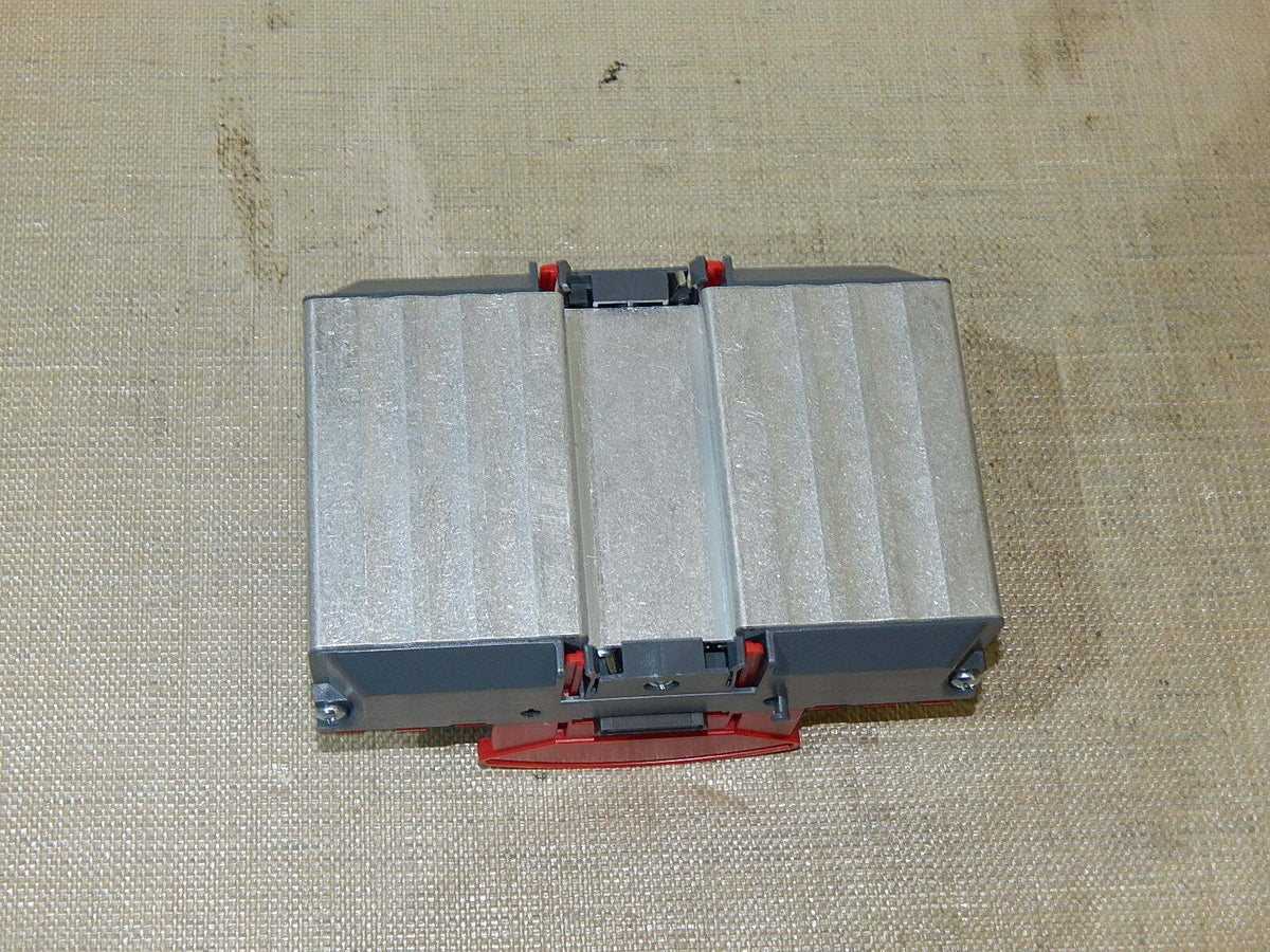 Berghof CANtrol/ QDIO 16/16-0,5 Version 0012 Num:21335112008556 Used