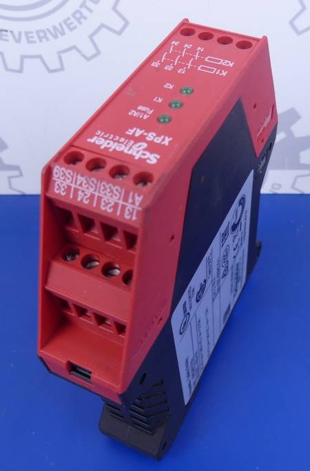 Schneider XPSAF5130 Safety Relay