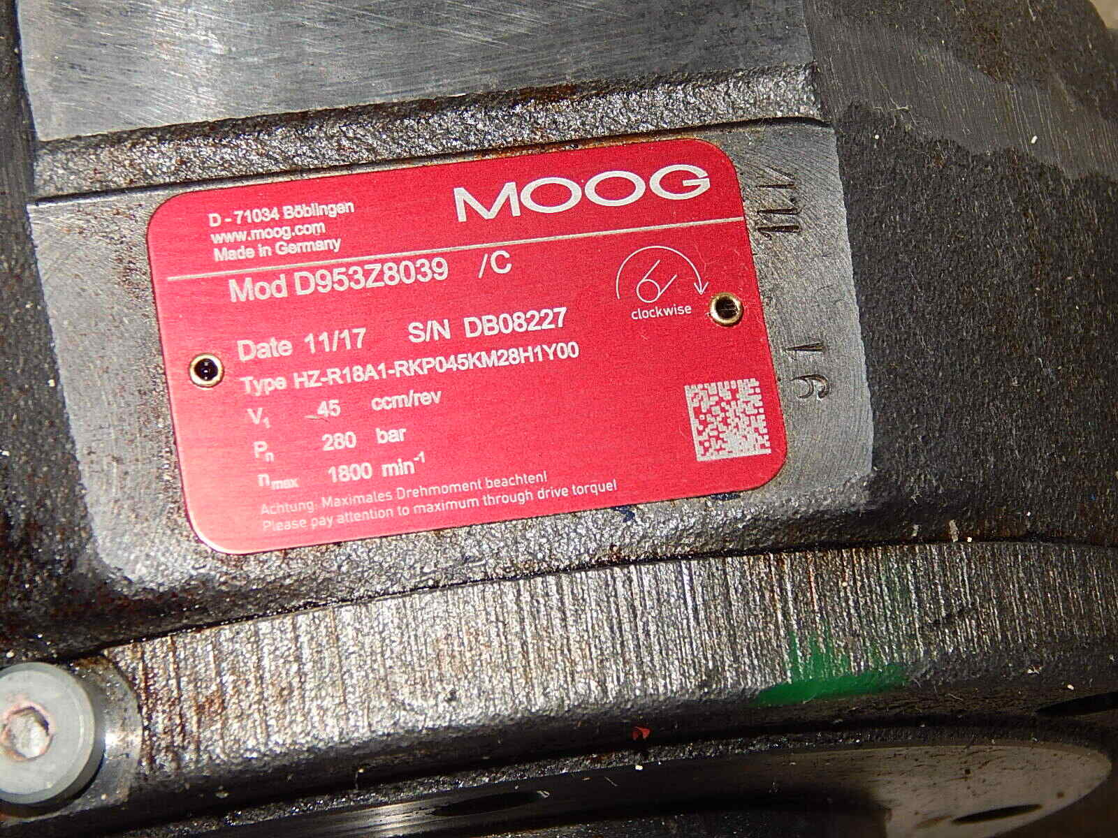 MOOG  Radialkolbenpumpe D953Z8039 Typ.HZ-R18A1-RKP045KM28H1Y00 Used