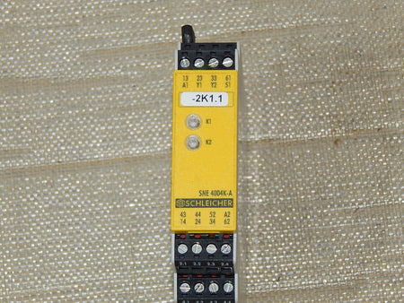  SCHLEICHER SNE 4004K-A  Sicherheitsrelais used