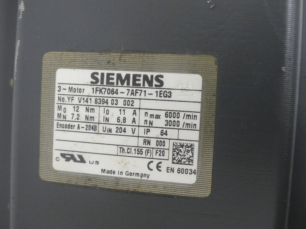 SIEMENS  S SYNCHRONSERVOMOTOR  1FK7064-7AF71-1EG3 leicht Beschadgit s.Bilder