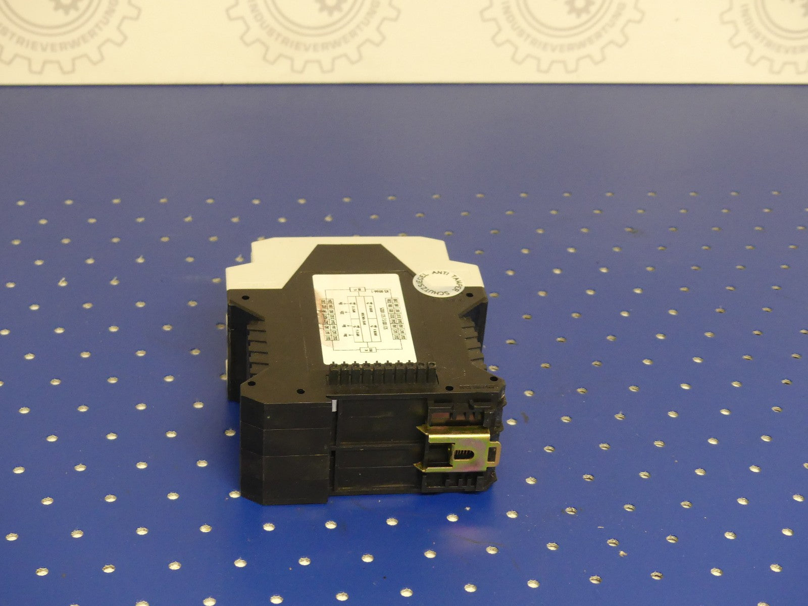 SCHLEICHER SCI 1001S-A