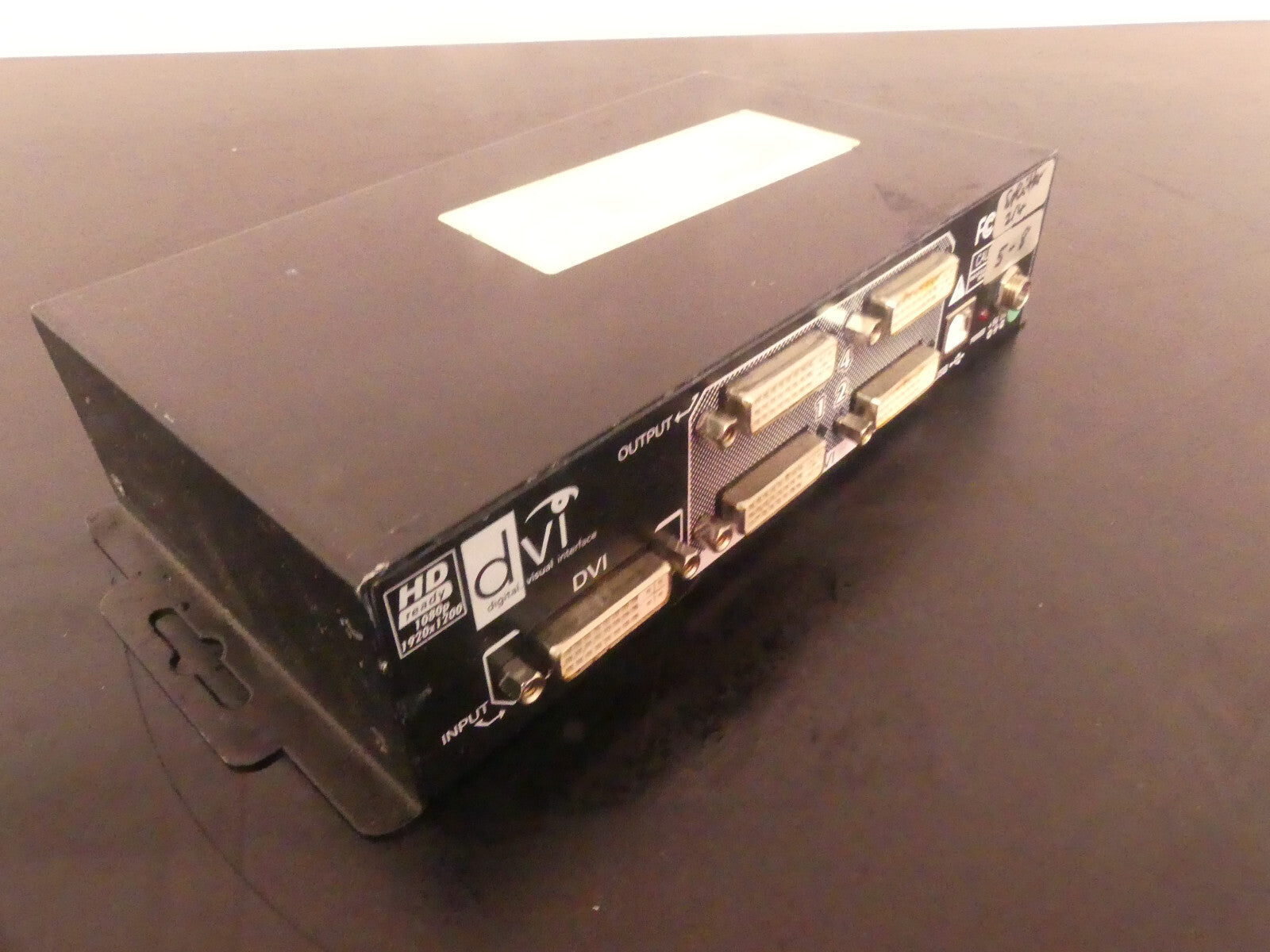 Eyevis EY-1/4-DVI