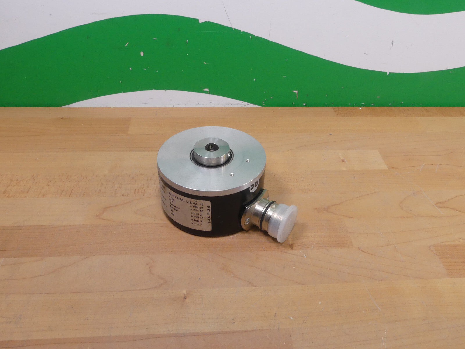 Baumer ITD 40 A 4 Y 1 1024 H NX D2SR12   ITD40A4Y 11024HNXD2SR12