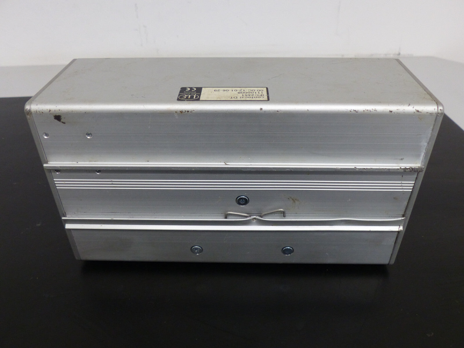 MICRO-EPSILON CONFOCAL DT CHROMATISCHER SENSOR  IFC2451 licht beschädigt s.B