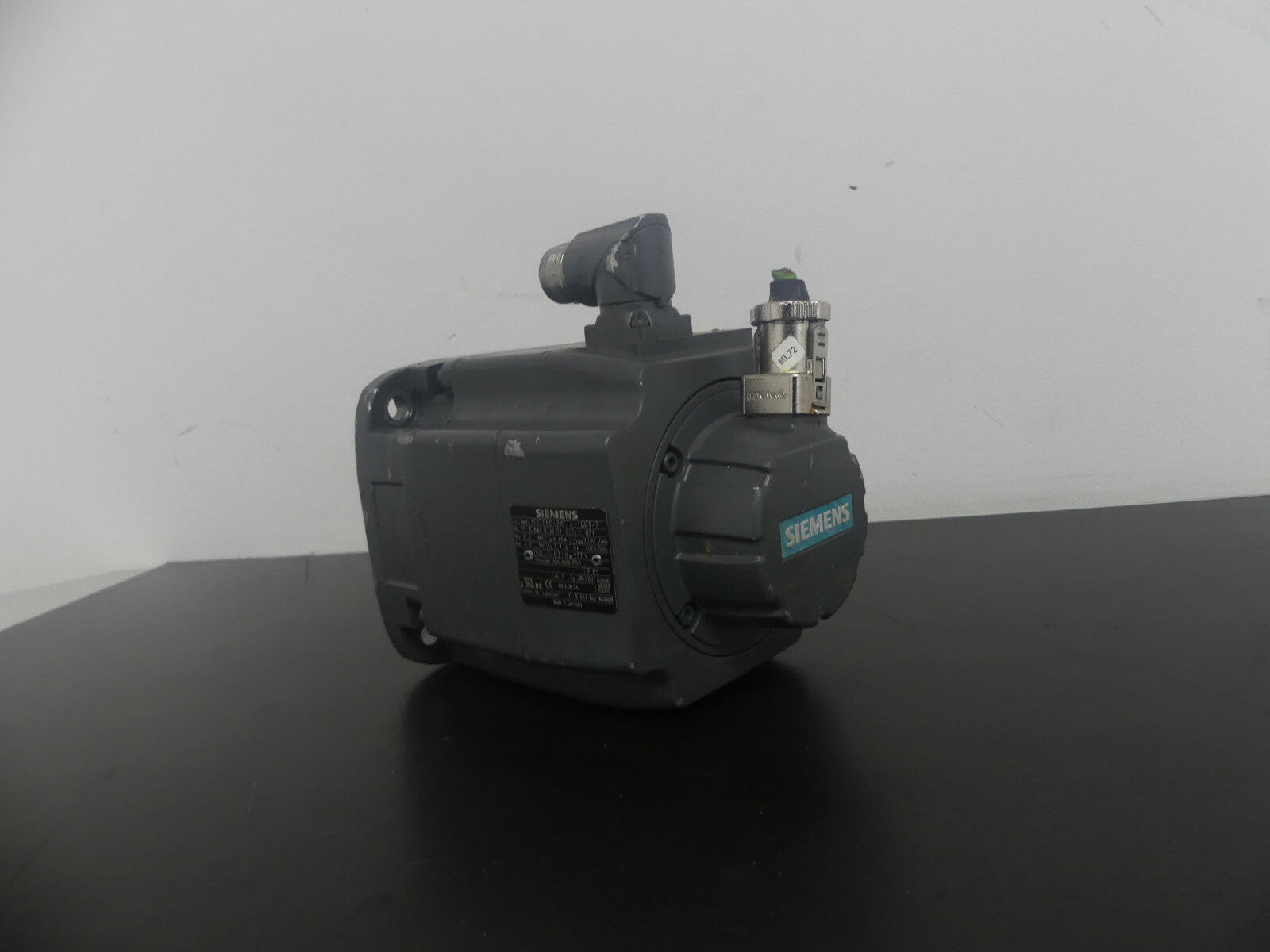 Siemens  Synchron Servomotor 1FK7060-2AF71-1CG1-Z