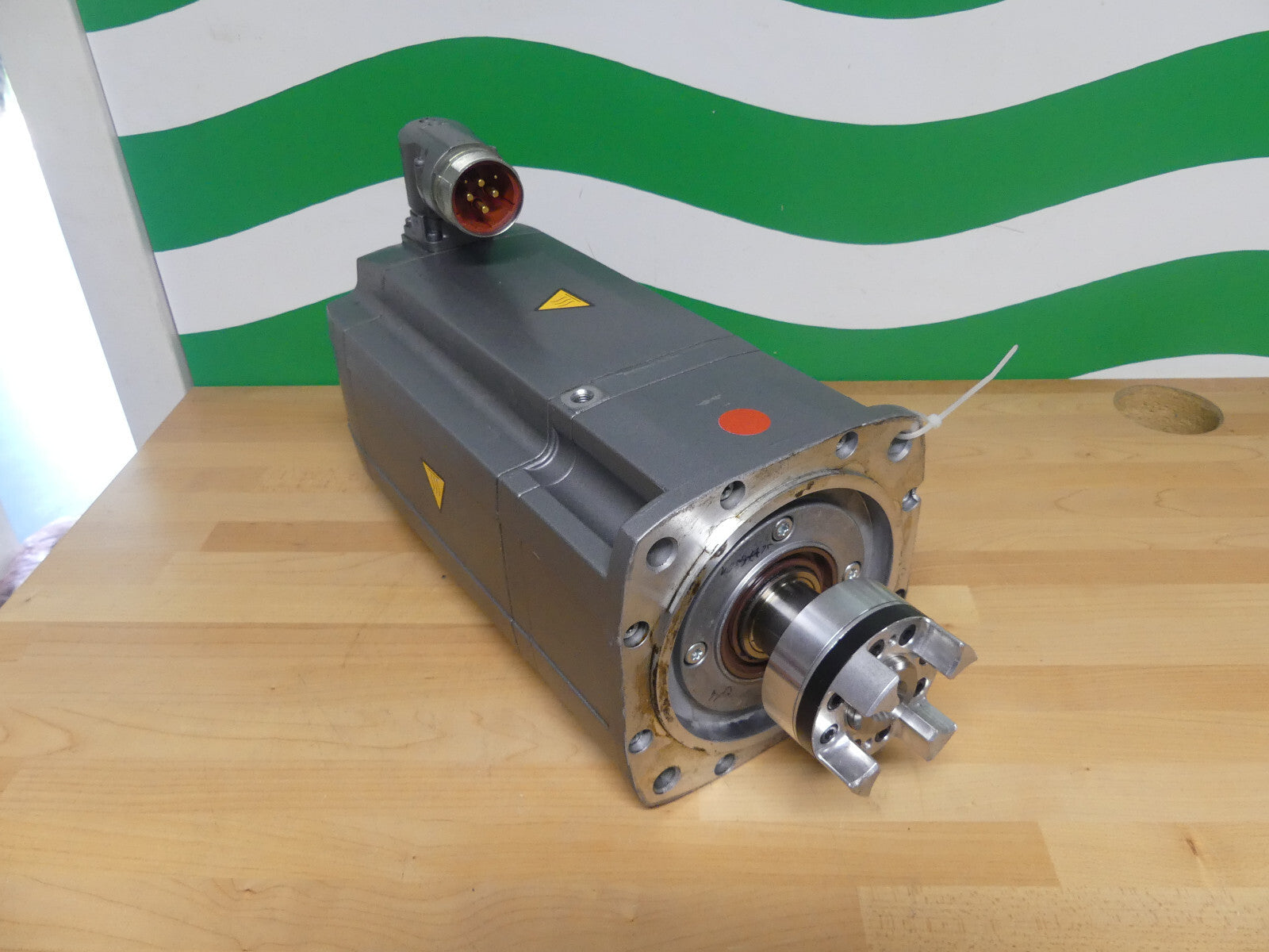 SIEMENS 1FT7086-1AF71-1BH1  1FT70861AF711BH1 defekt