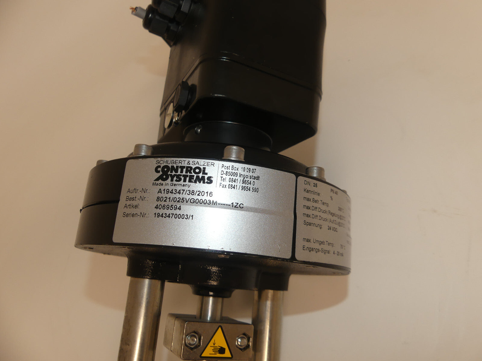 Schubert & Salzer Digital Positioner  8049-4 mit Gleitschieberventil  8021 s.B