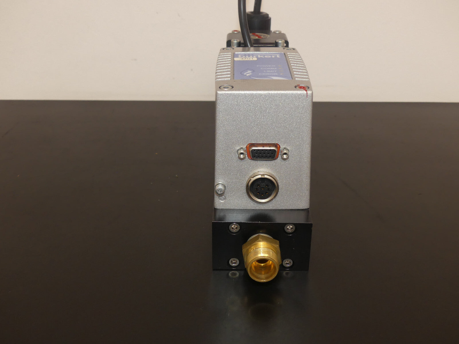 Massendurchflussregler BÜRKERT 8626  100 N1/min AR mit 2875 A 2.0 FKM s.Bilder