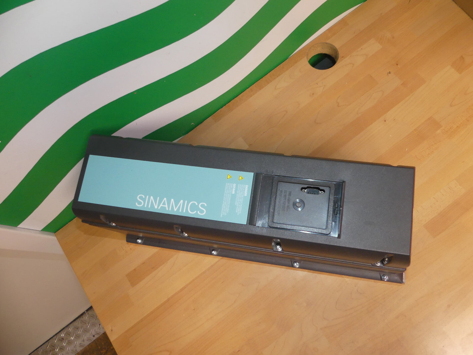 Siemens  SINAMICS PM230 6SL3223-0DE27-5AG1 / 6SL32230DE275AG1  Frequenzumrichter