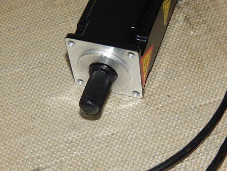 Kollmorgen Servomotor AKM13C-ANSNR-06 Unbenutzt