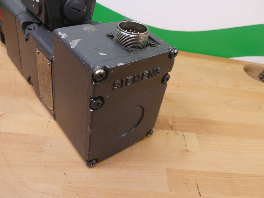 Siemens Permanent Magnet Motor 1HU5044-0AC01-Z ( 1HU5 044-0AC01-Z ) Z=H01