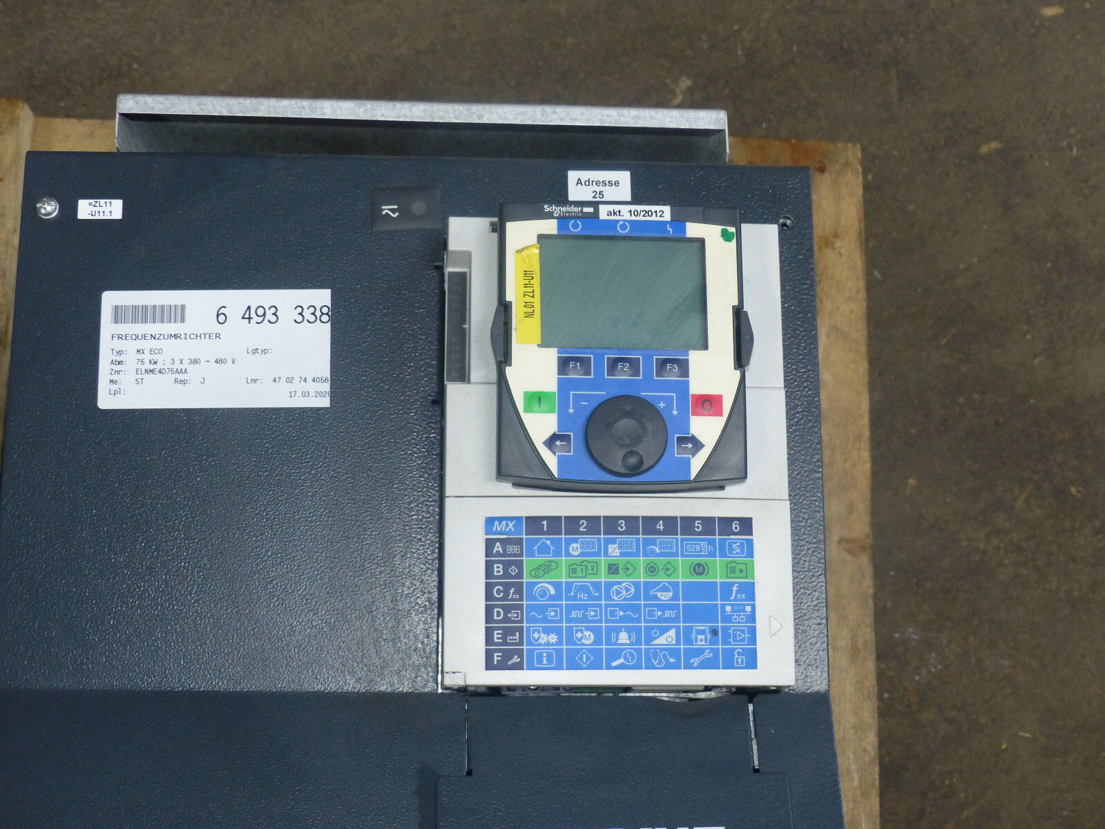 schneider pdrive mx eco 4v75 me4d75aaa inverter  75kw-111kva-100hp s.Bilder