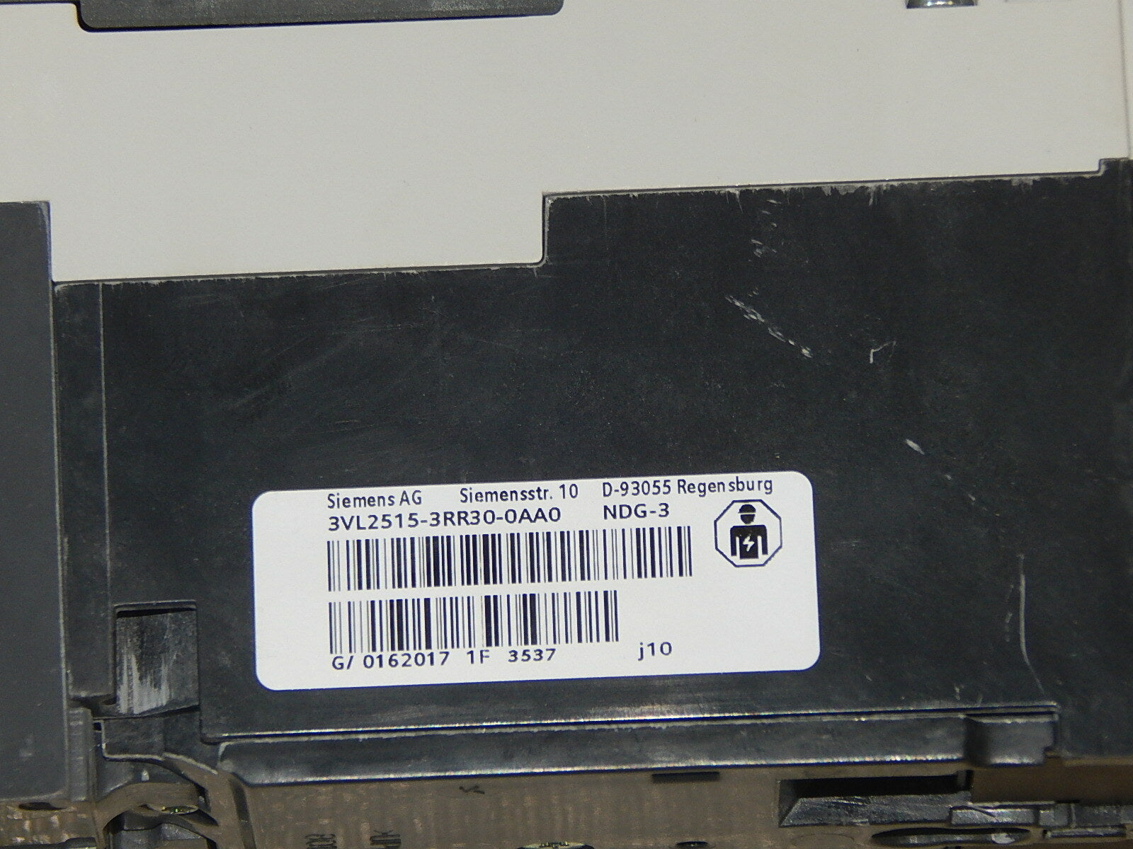 SIEMENS 3VL2515-3RR30-0AA0 + 3VL9215-7KE30 Leistungsschalter 150A used