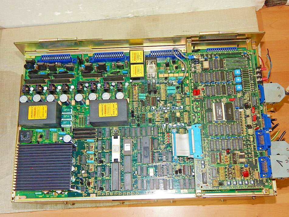 FANUC AC Spindle Servo Unit  A06B-6044-H103,A20B1000-0690 Used