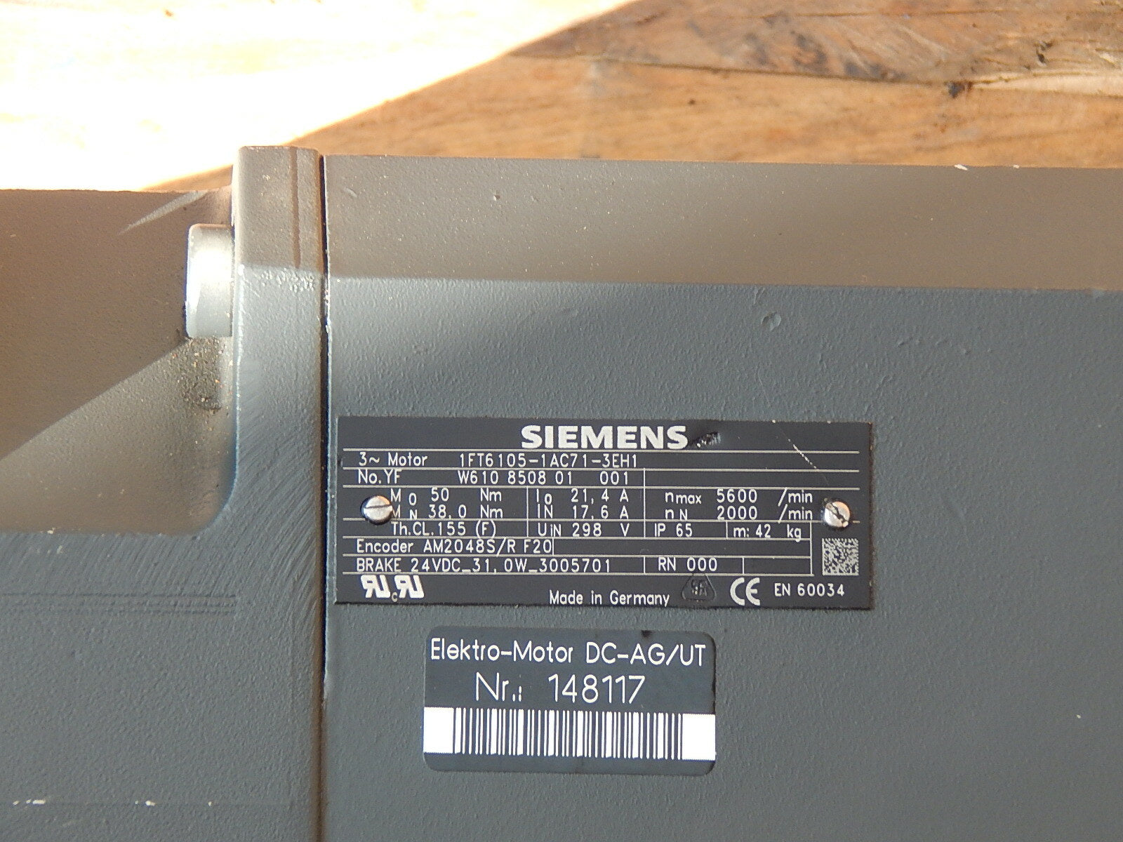  Siemens 1FT6105-1AC71-3EH1 3~Servomotor  used