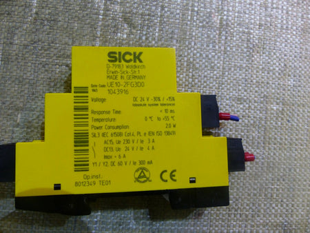 SICK Sicherheits Relais UE10-2FG3D0 -1043916 Sicherheitsschaltgerät