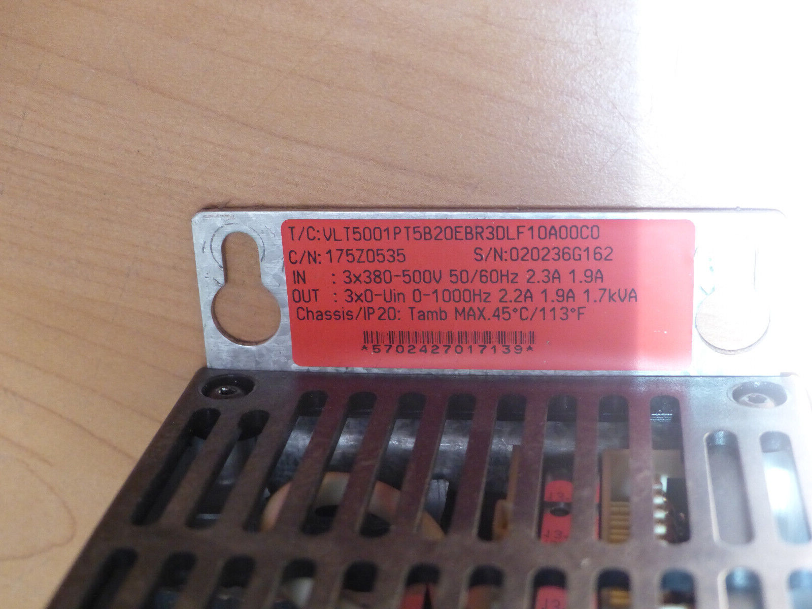 Danfoss VLT 5000 VLT5001PT5B20EBR3DLF10A00C0 175Z0535 1,7kVA   175Z0401