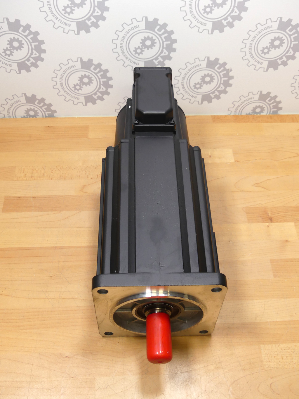 Rexroth Indramat Permanent Magnet Motor MKD090B-058-KG1-KN