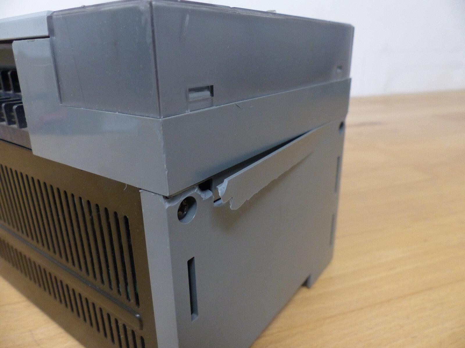 ALLEN-BRADLEY SLC 500 PROGRAMMABLE CONTROLLER leicht beschädigt, s. Bilder