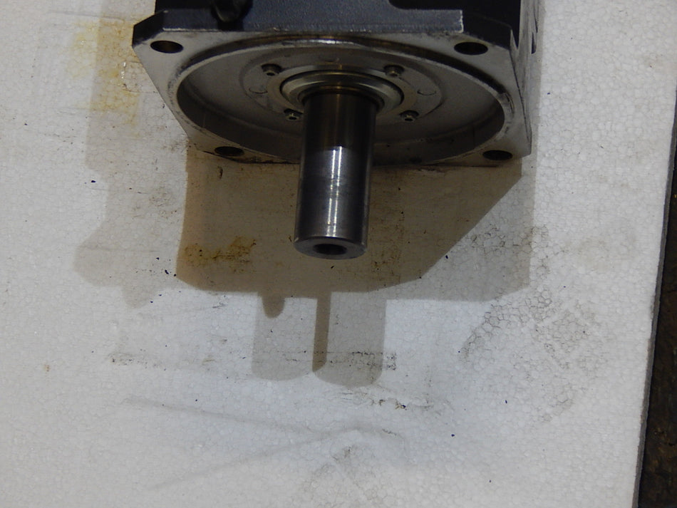 SIEMENS  3~Motor  1FT6105-8AF71-3AG1  Used 