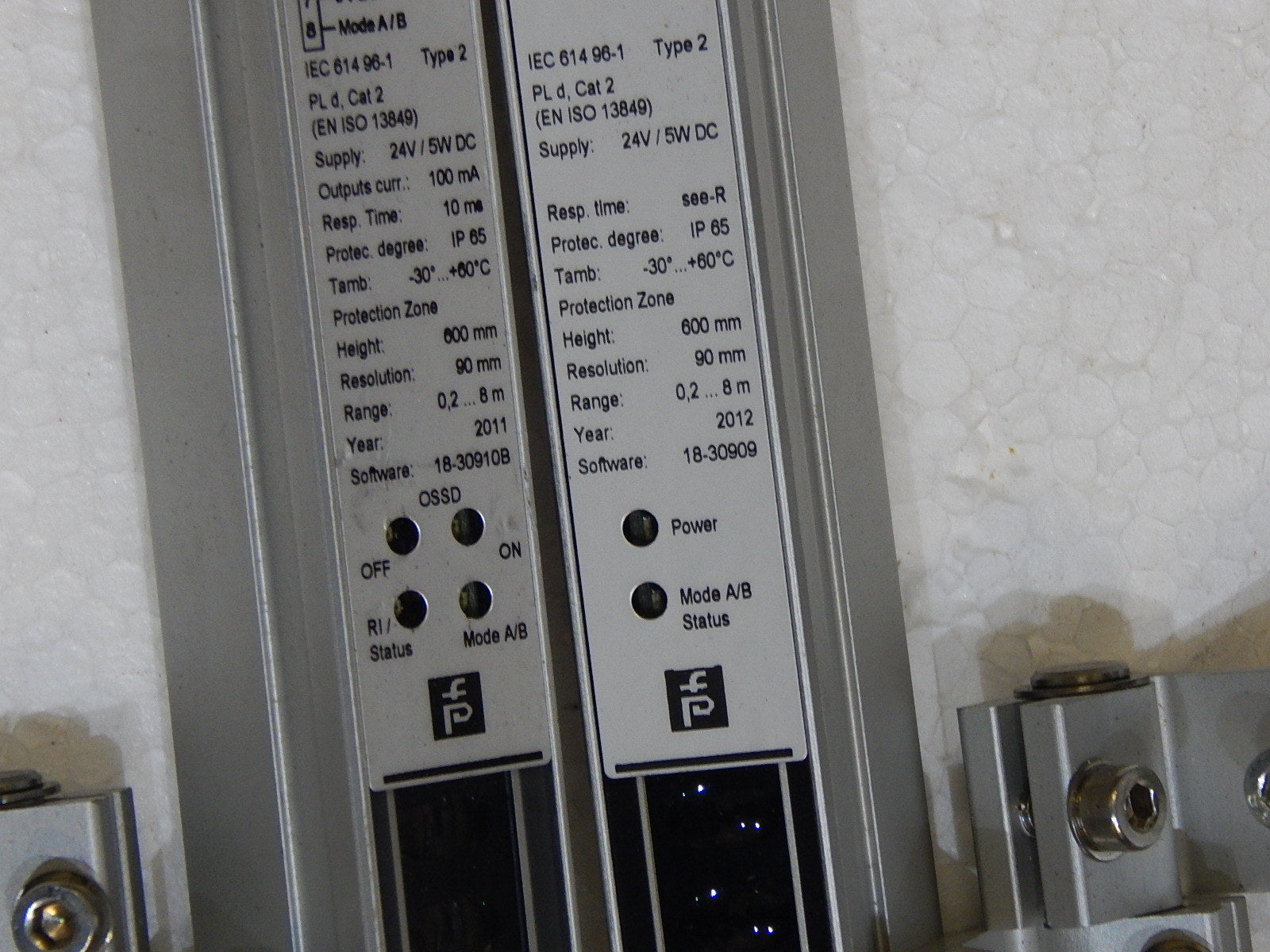 Pepperl + Fuchs  SLCT90-600-T + SLCT90-600-R  s.Bitte Bilder