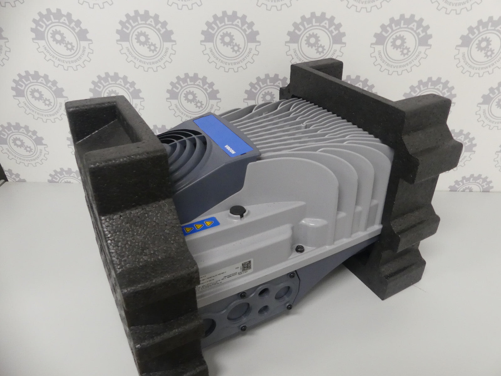 VACON 0100-3L0016-4-X